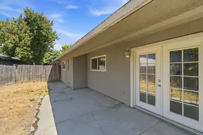 8711 Kelley Dr, Stockton, CA 95209 - Photo 23