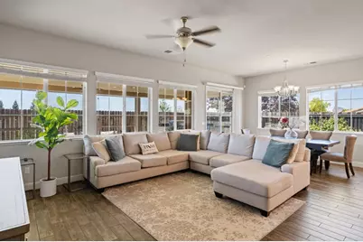 806 Fairywren Ct, Lincoln, CA 95648 - Photo 19