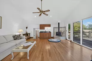 13204 Wright Way, Los Altos Hills, CA 94022 - Photo 33