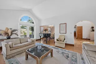 13204 Wright Way, Los Altos Hills, CA 94022 - Photo 15