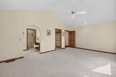 13204 Wright Way, Los Altos Hills, CA 94022 - Photo 41