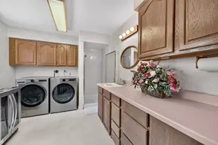 13204 Wright Way, Los Altos Hills, CA 94022 - Photo 61