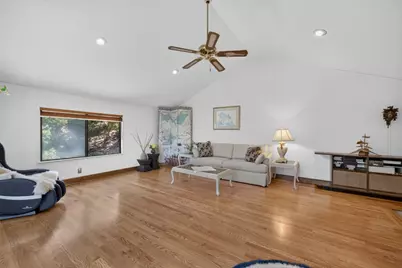 13204 Wright Way, Los Altos Hills, CA 94022 - Photo 35