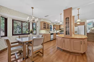13204 Wright Way, Los Altos Hills, CA 94022 - Photo 25