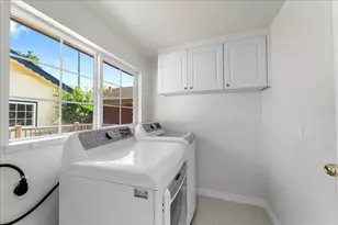 2099 Emory St, San Jose, CA 95128 - Photo 29