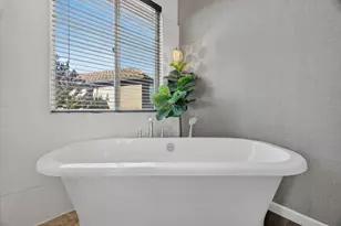 15 Victoria Cir, Salinas, CA 93906 - Photo 23