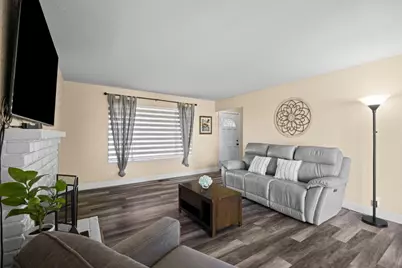 930 Apple Ct, Hollister, CA 95023 - Photo 5