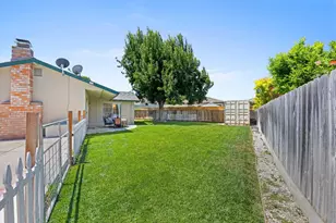 930 Apple Ct, Hollister, CA 95023 - Photo 25