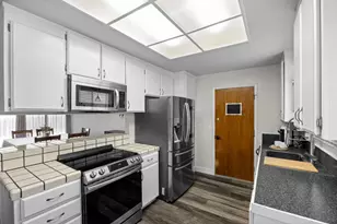930 Apple Ct, Hollister, CA 95023 - Photo 15