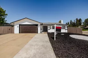 7244 Hayward Dr, Sacramento, CA 95828 - Photo 1