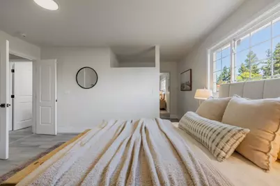 7244 Hayward Dr, Sacramento, CA 95828 - Photo 21