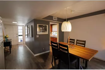 5568 Cribari Cir, San Jose, CA 95135 - Photo 15