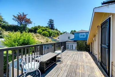 16640 Los Banos St, San Leandro, CA 94578 - Photo 13