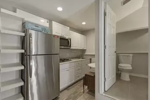 16640 Los Banos St, San Leandro, CA 94578 - Photo 57
