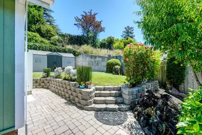 16640 Los Banos St, San Leandro, CA 94578 - Photo 23