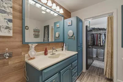 16640 Los Banos St, San Leandro, CA 94578 - Photo 35