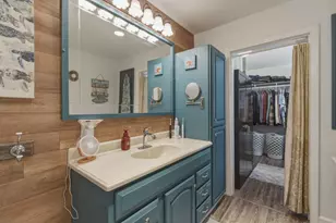 16640 Los Banos St, San Leandro, CA 94578 - Photo 35