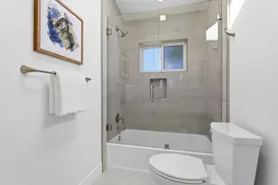 2025 Santa Cruz Ave, Menlo Park, CA 94025 - Photo 29