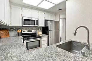 343 Tradewinds Dr, San Jose, CA 95123 - Photo 17