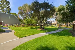 2505 Olivegate Ln, San Jose, CA 95136 - Photo 27