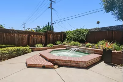 5619 Mireille Dr, San Jose, CA 95118 - Photo 29