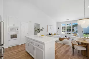 5619 Mireille Dr, San Jose, CA 95118 - Photo 9