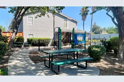 127 Harris Cir, Bay Point, CA 94565 - Photo 33