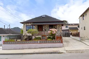 833 Hellam St, Monterey, CA 93940 - Photo 3