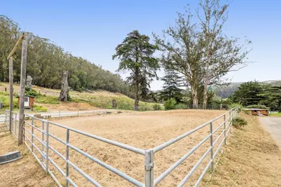 12150 San Mateo Rd, Half Moon Bay, CA 94019 - Photo 23
