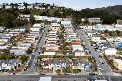 377 Hillside Blvd, Daly City, CA 94014 - Photo 45