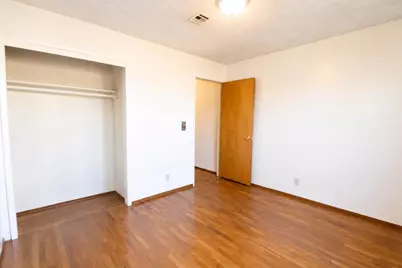 1210 Gloria Dr, Hollister, CA 95023 - Photo 9