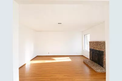 1210 Gloria Dr, Hollister, CA 95023 - Photo 3