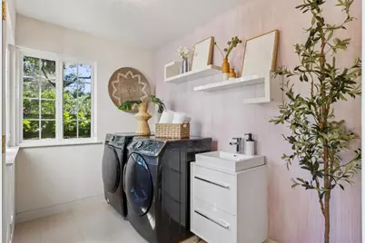 20210 La Paloma Ave, Saratoga, CA 95070 - Photo 19