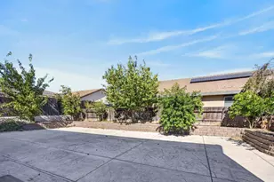 8475 Crimson Clover Cir, Elk Grove, CA 95624 - Photo 53