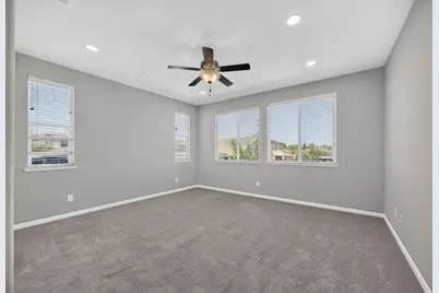 8475 Crimson Clover Cir, Elk Grove, CA 95624 - Photo 45