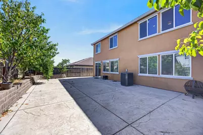 8475 Crimson Clover Cir, Elk Grove, CA 95624 - Photo 57