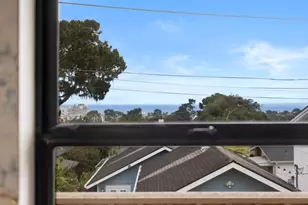 917 Fountain Ave, Pacific Grove, CA 93950 - Photo 27