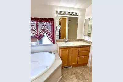 2900 Fairview Rd 6, Hollister, CA 95023 - Photo 15