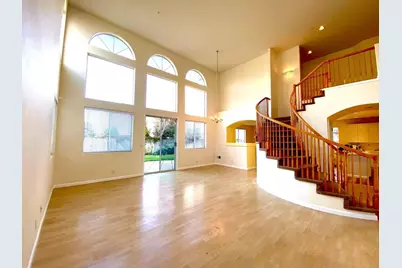 8 Lewis Cir, Salinas, CA 93906 - Photo 1