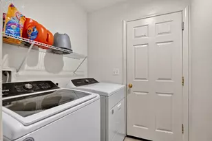 2051 Mariah Dr, Santa Clara, CA 93454 - Photo 15