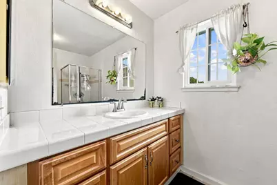 2145 Ruby Ave, San Jose, CA 95148 - Photo 35