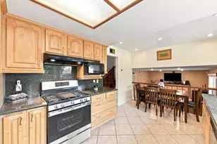 2145 Ruby Ave, San Jose, CA 95148 - Photo 17