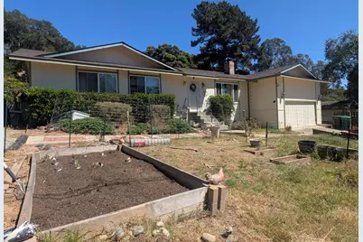 202 Carneros Ave, Aromas, CA 95004 - Photo 9