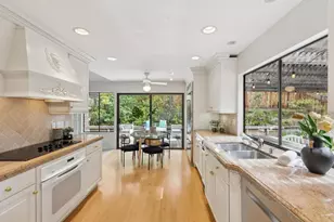 17288 Eaton Ln, Monte Sereno, CA 95030 - Photo 13