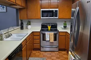 7075 Princevalle St, Gilroy, CA 95020 - Photo 11