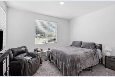 450 Amabile Dr, Los Banos, CA 93635 - Photo 17