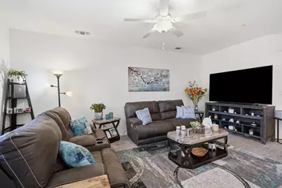 450 Amabile Dr, Los Banos, CA 93635 - Photo 7