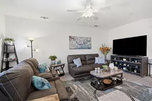 450 Amabile Dr, Los Banos, CA 93635 - Photo 7
