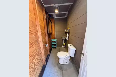 2440 Poplar Dr, San Jose, CA 95122 - Photo 17