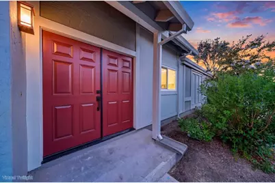 5687 Hollyleaf Ln, San Jose, CA 95118 - Photo 13